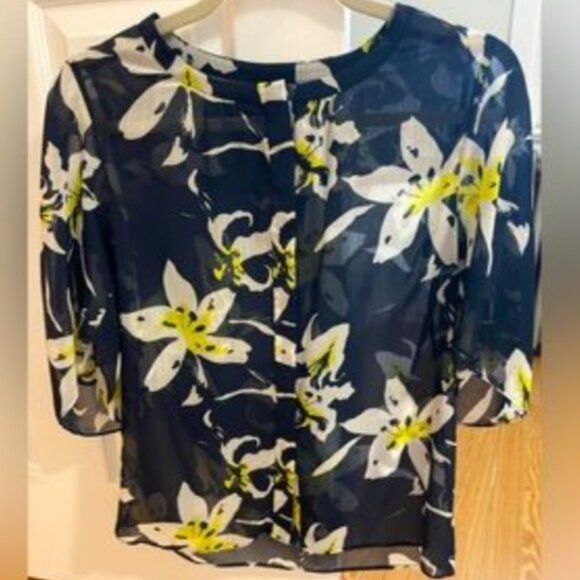 Brand New CLUB MONACO Sheer Textured Navy Floral Print Kimono Sleeve Blouse - Picture 7 of 9